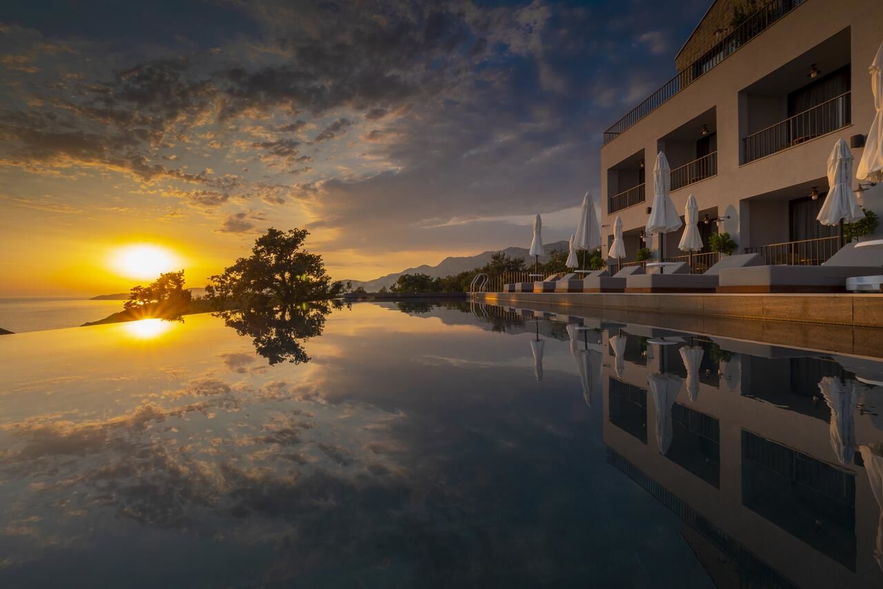 Отель Vivid Blue Serenity Resort Свети-Стефан-7