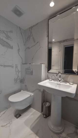 Отель Vivid Blue Serenity Resort Свети-Стефан Улучшенный номер с балконом и видом на море-9