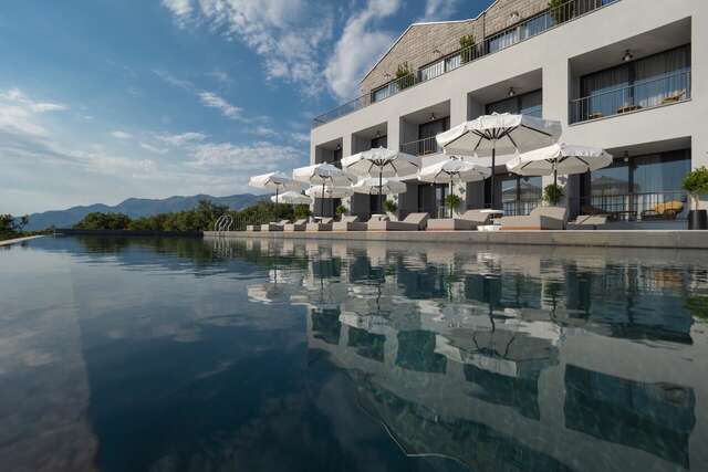 Отель Vivid Blue Serenity Resort Свети-Стефан-3