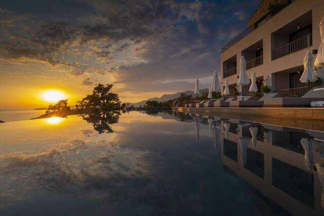 Отель Vivid Blue Serenity Resort Свети-Стефан-6